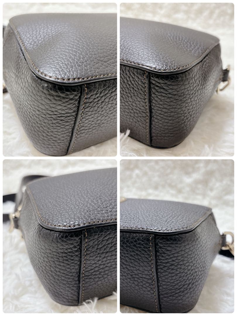 極美品 FURLA プリムラ ショルダーバッグ カメラバッグ ロゴ金具　シボ革