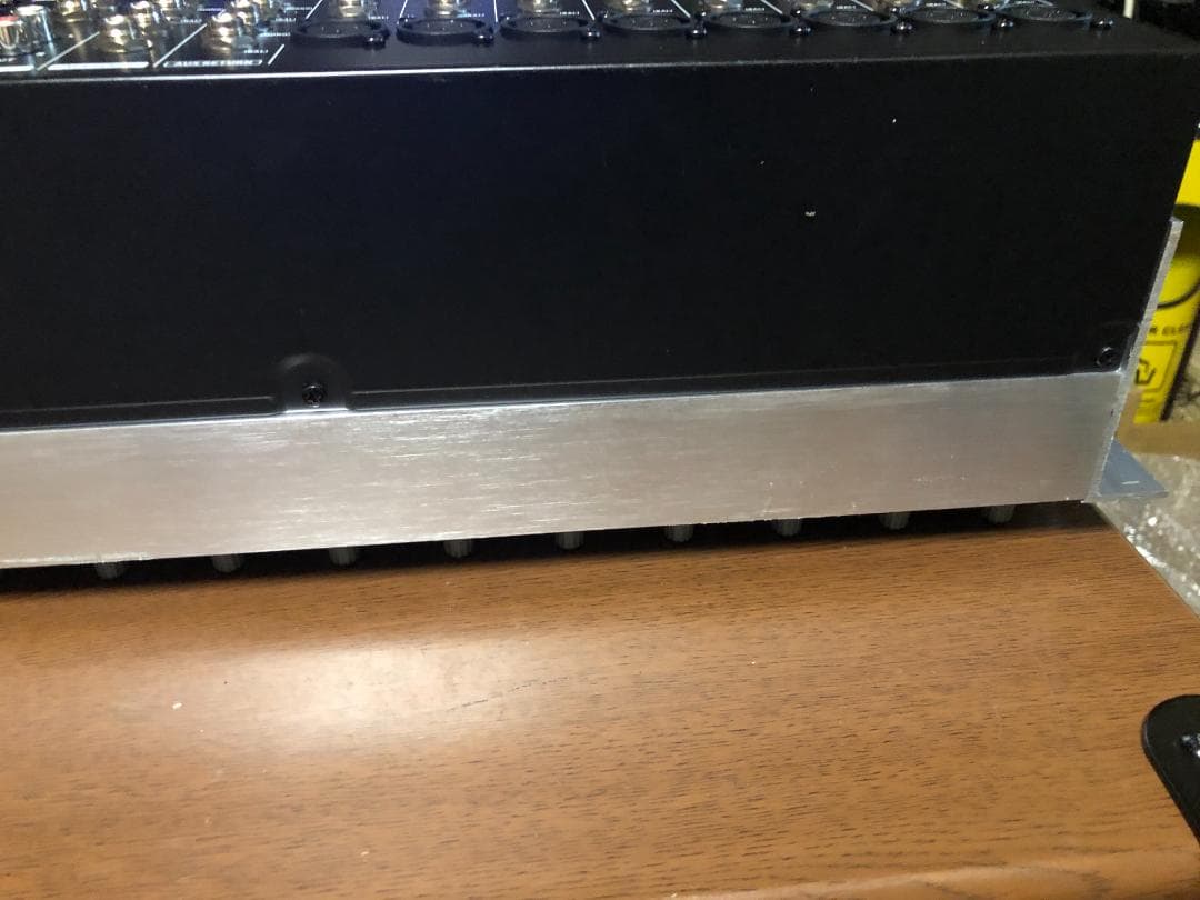 b*e様 Behringer EUROPACK RX1202FX V2 アナログ