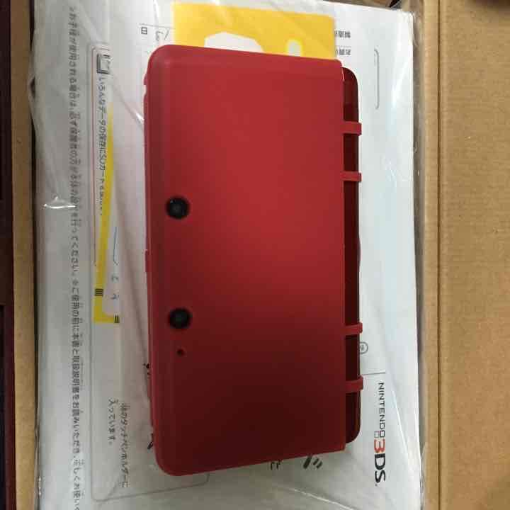 〈送料無料〉3DS レッド