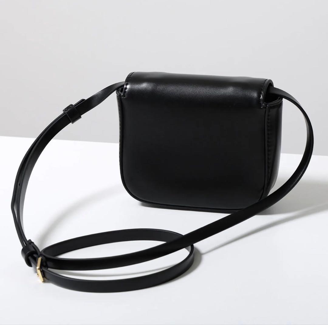 り*ご様 MARNI マルニ ミニショルダーバッグ黒