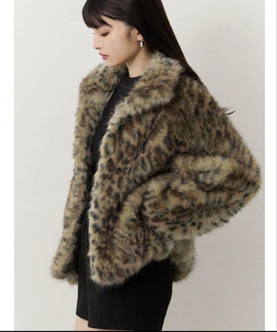 レオパードフェイクファーコート　MURUA