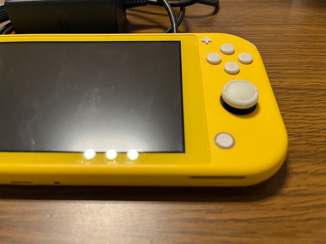 【ジャンク品】Nintendo Switch Lite イエロー 充電器付き