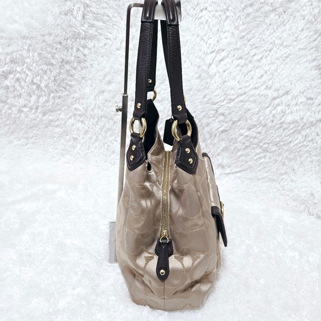 COACH シグネチャー ハンドバッグ ゴールド金具 茶 レザー
