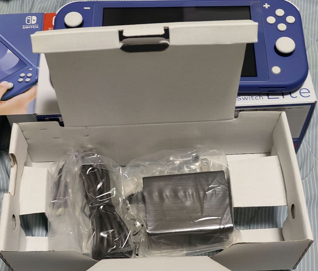 ☆★Nintendo Switch Lite パープル 本体★☆