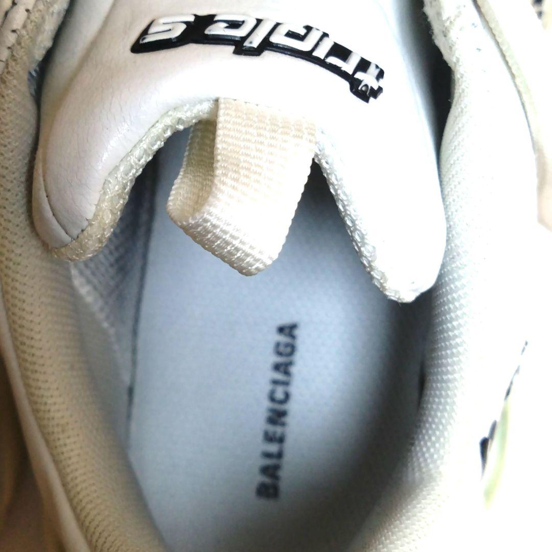 バレンシアガ　オールオーバーロゴ　スニーカー