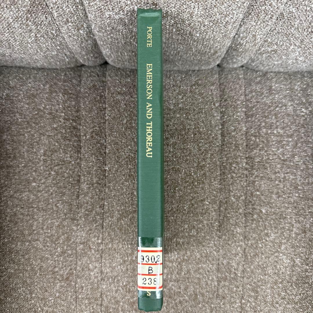 洋書 Emerson and Thoreau: Transcendentalists