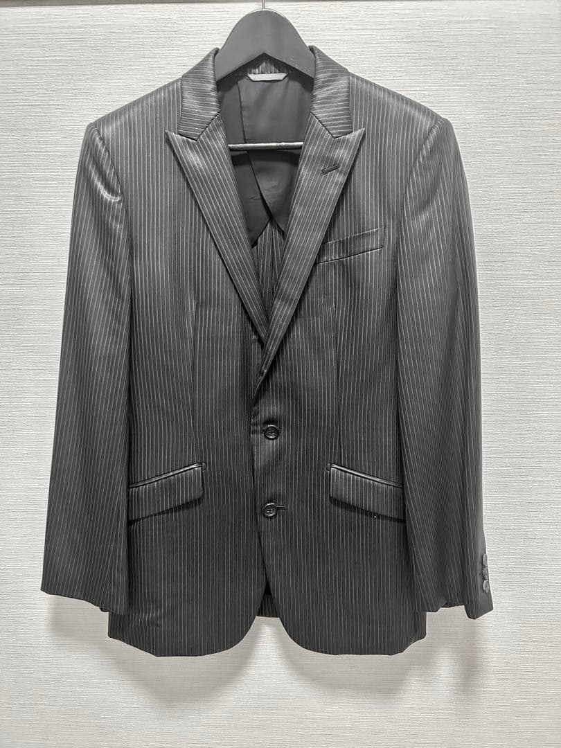 [ジェイ]コムサコレクションXチェルッティ光沢生地スーツセットアップ