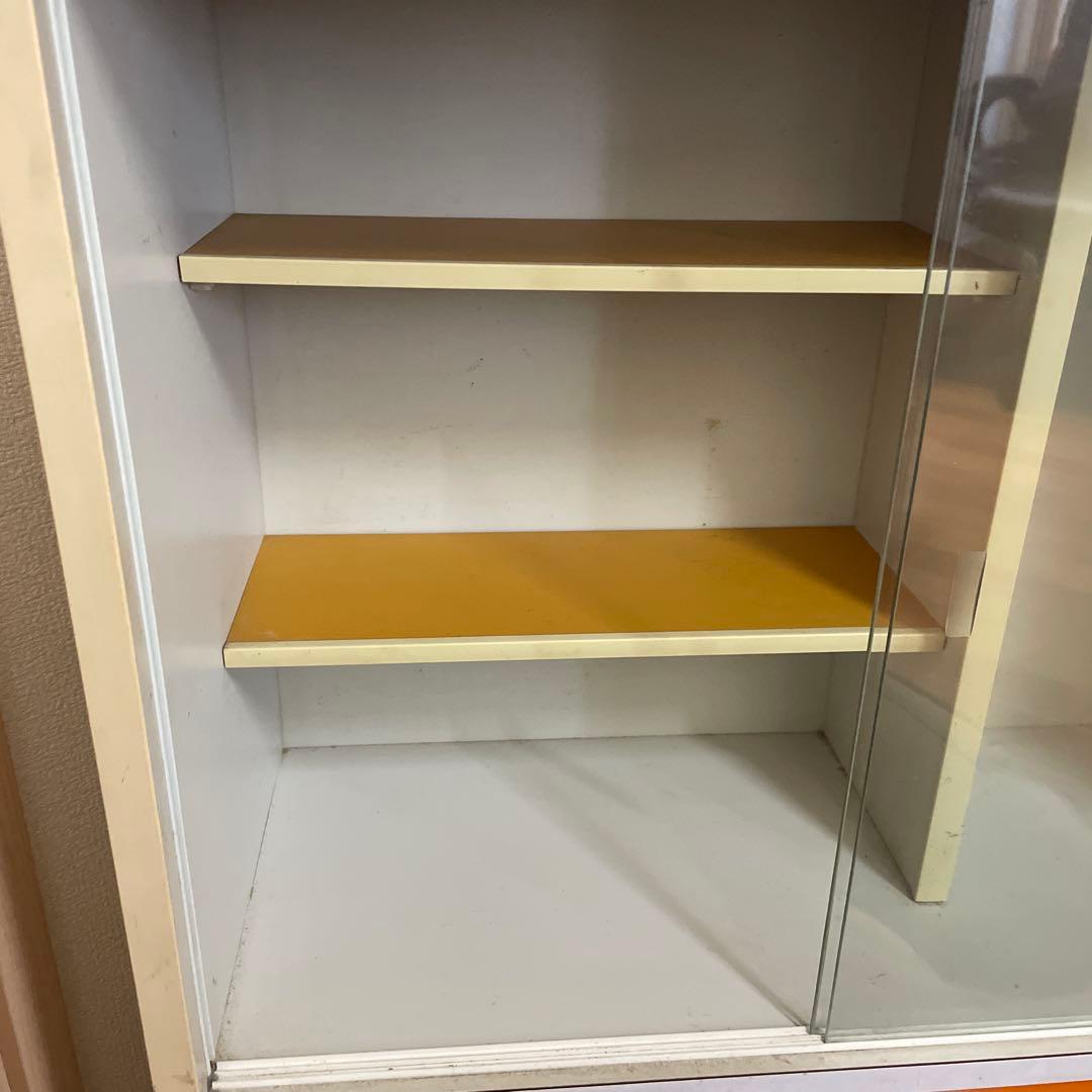 昭和レトロ 食器棚 ガラスキャビネット ガラス棚 レトロポップ オレンジ