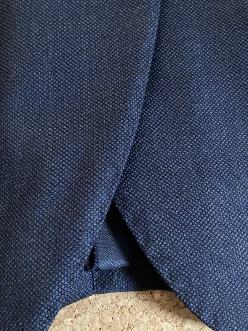 TOMORROWLANDロロピアーナ　ネイビー シングル3つボタンスーツ