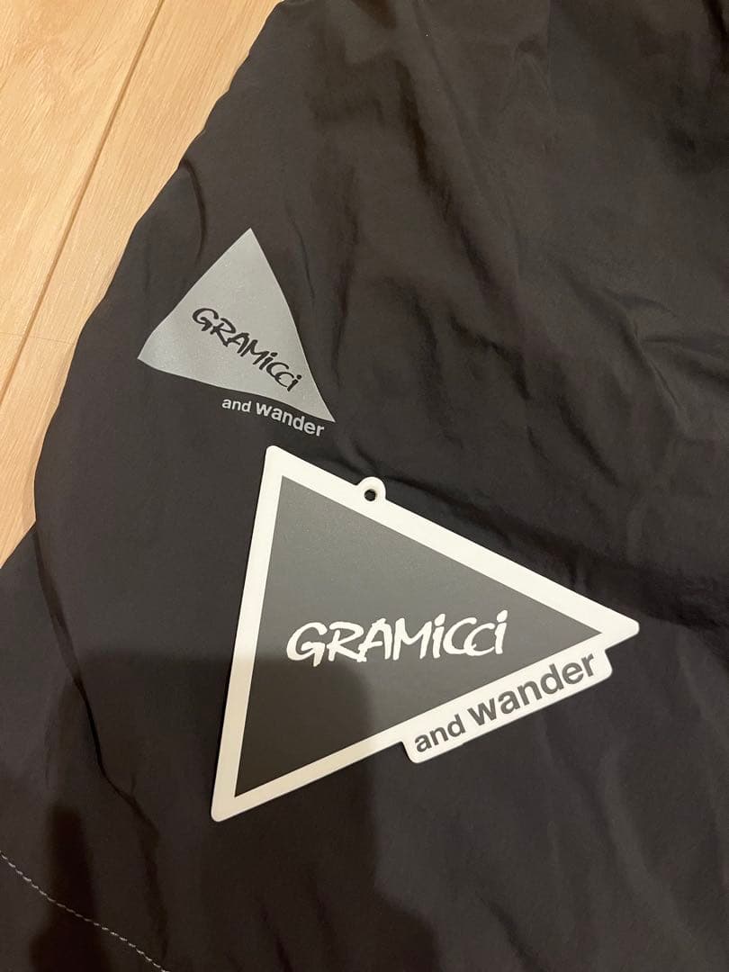 GRAMICCI×and wander brushed nylon short
