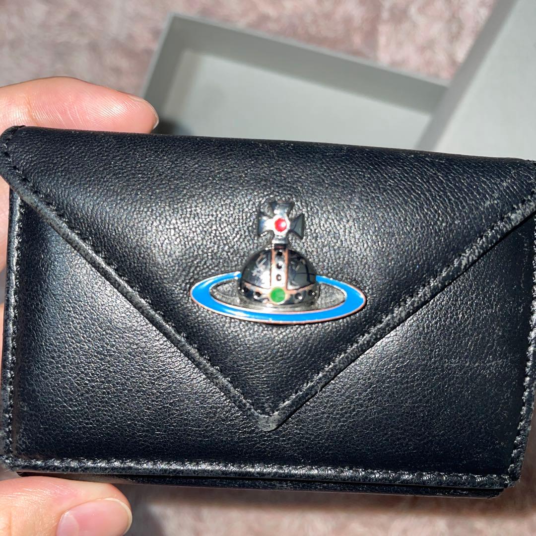 ヴィヴィアン　三つ折り財布　黒　ブラック