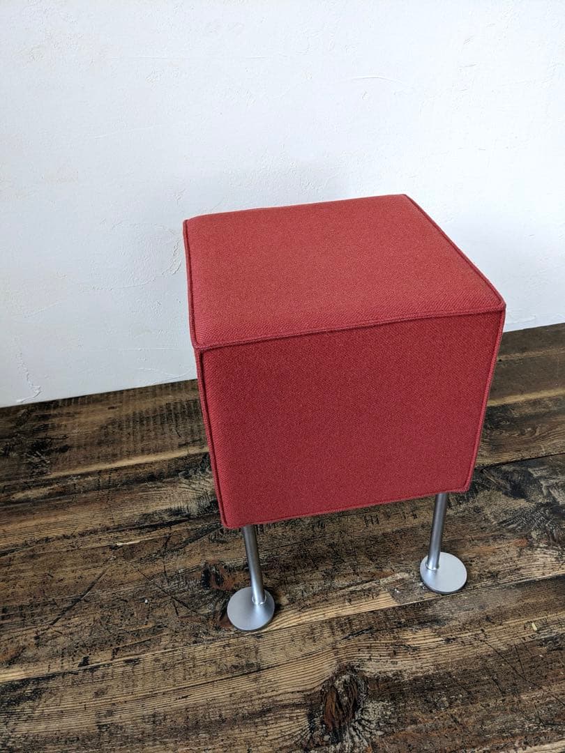 【SALE】キューブ型スツール （赤・レッド）
