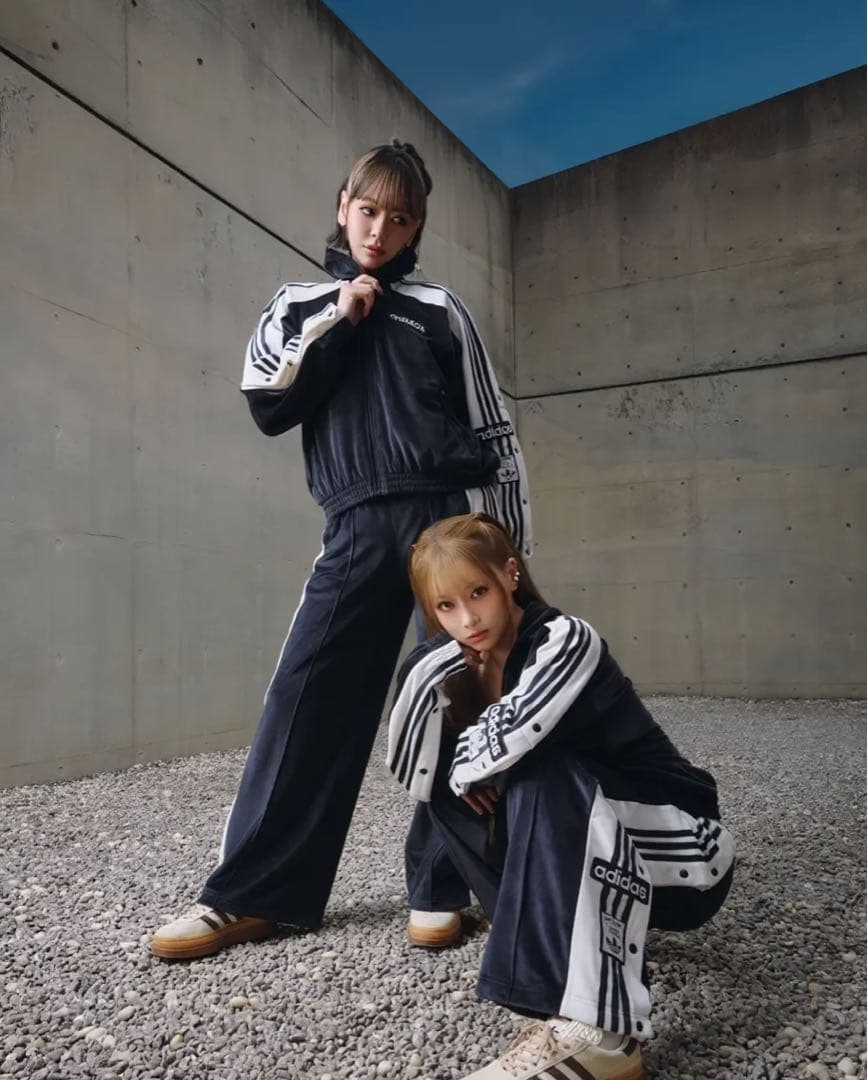 adidas ジャージ セットアップ