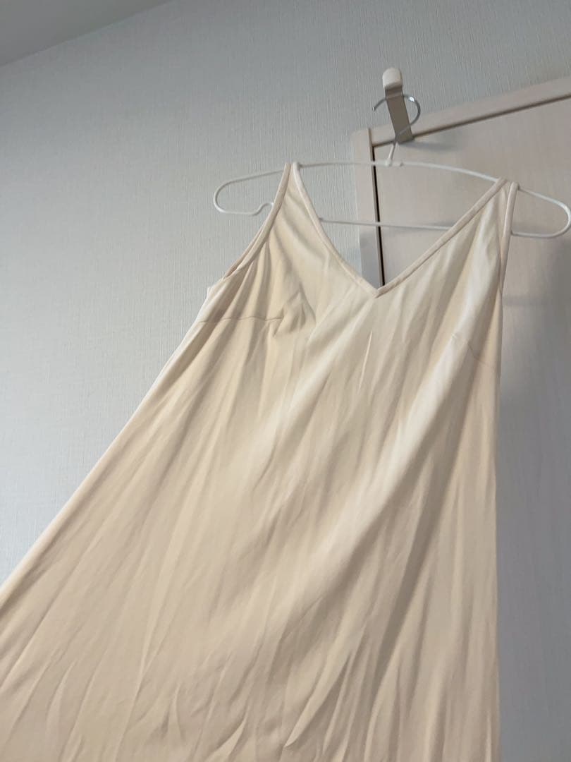 フレイアイディー　シュリンクレースワンピース