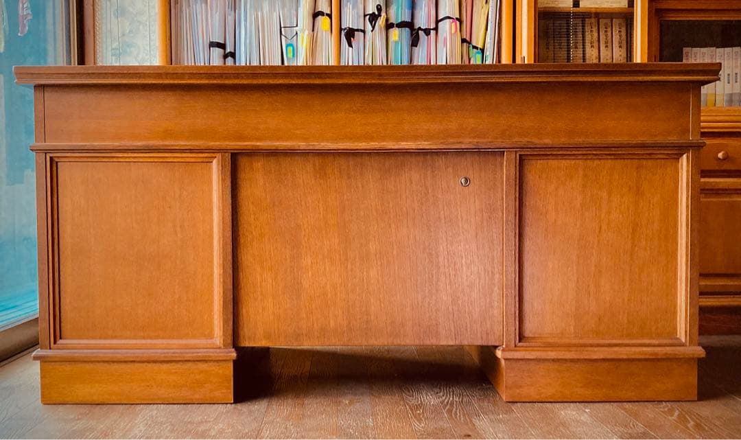 カリモク　両袖机　コロニアル