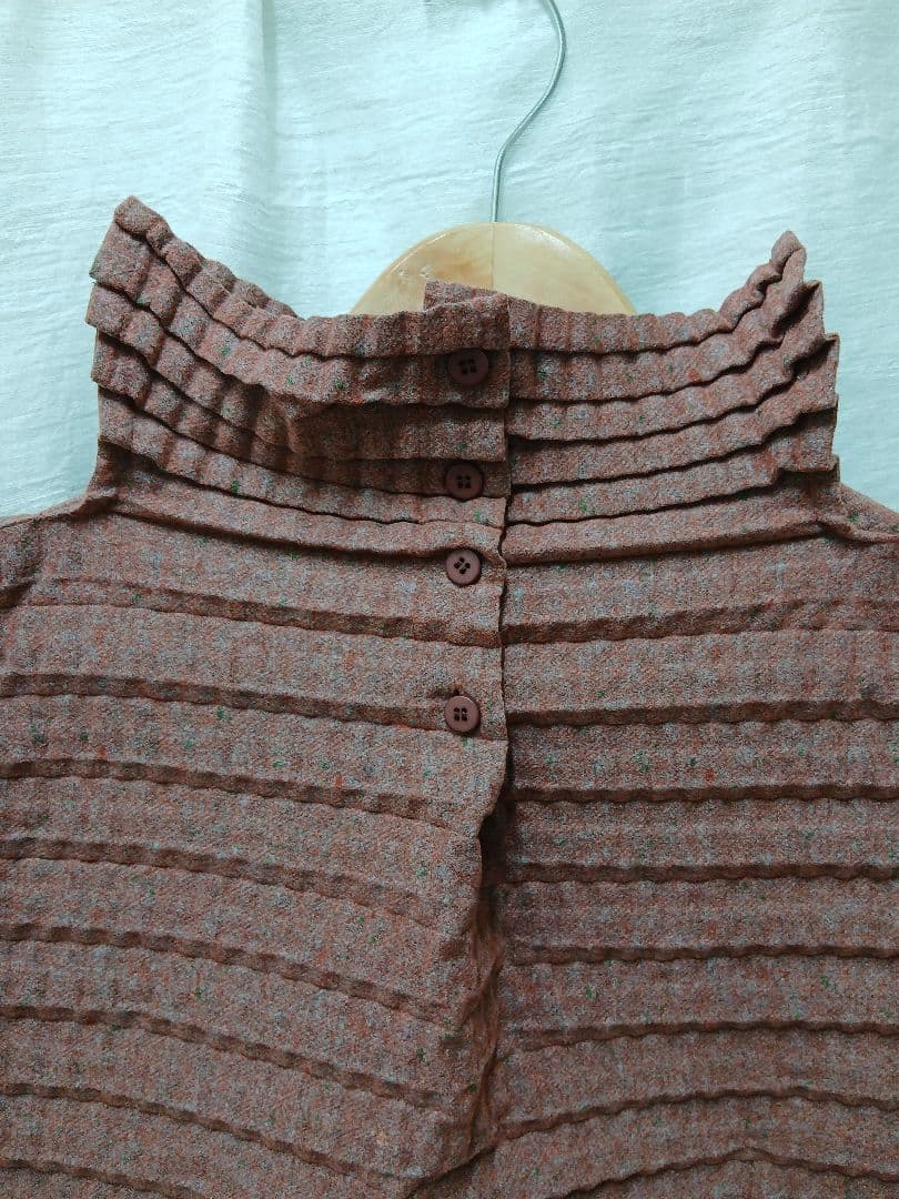 me by ISSEY MIYAKE プリーツ加工 トップス　チュニック