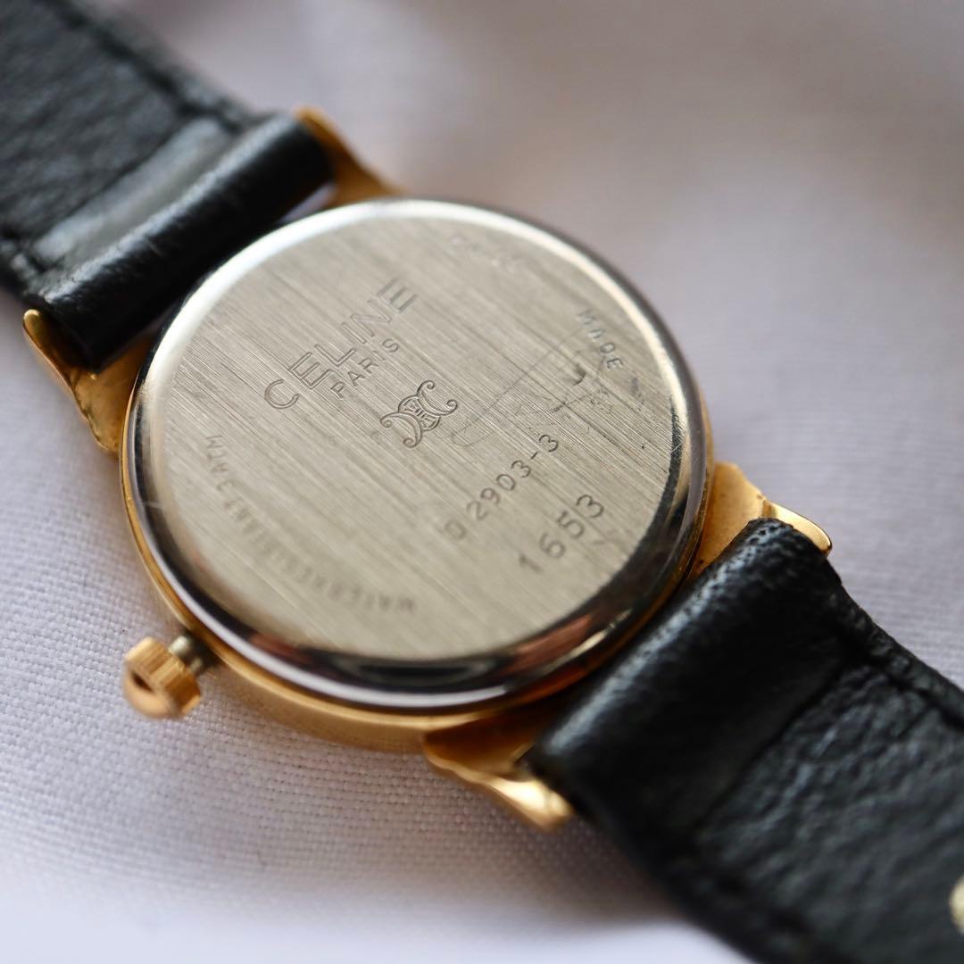 CELINE ローマン スモセコ ラウンド シェル レディース腕時計 1382