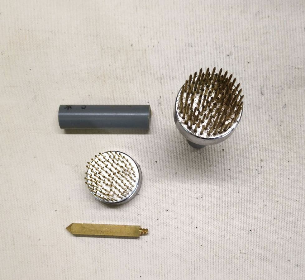 銅製花器　2個組　剣山付き　池坊好み　池坊花器