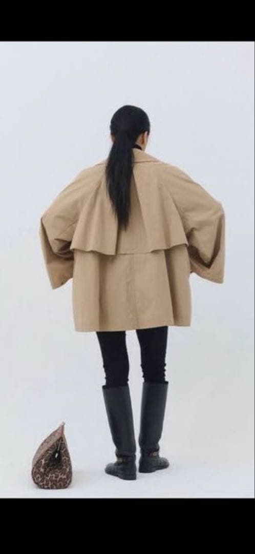 ゆう【美品・クリーニングタグ付】CLORE+クロレクロスオーバートレンチ