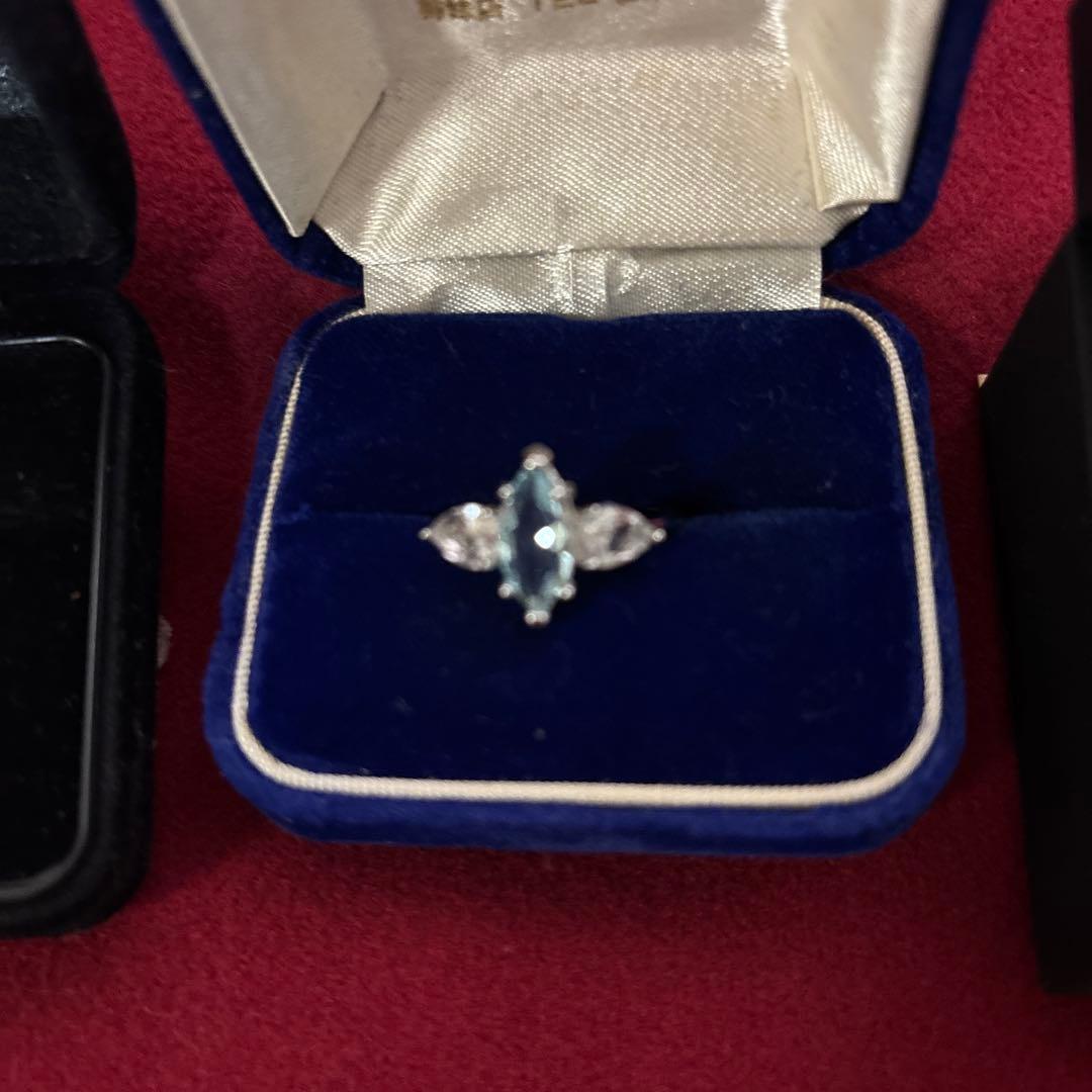 倉*二様 生前整理　遺品整理　多彩なデザインのアクセサリー✨材質不明