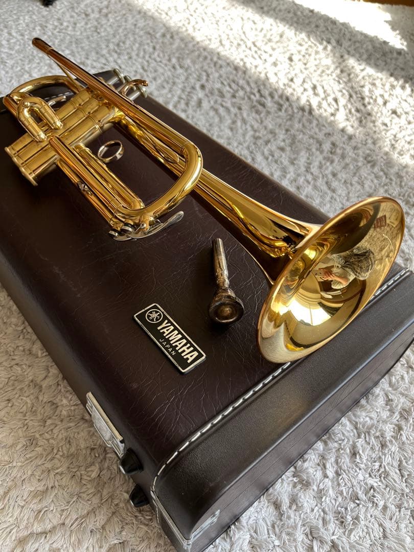 YAMAHA YTR-6320トランペット本体 ゴールド ハードケース付き　美品
