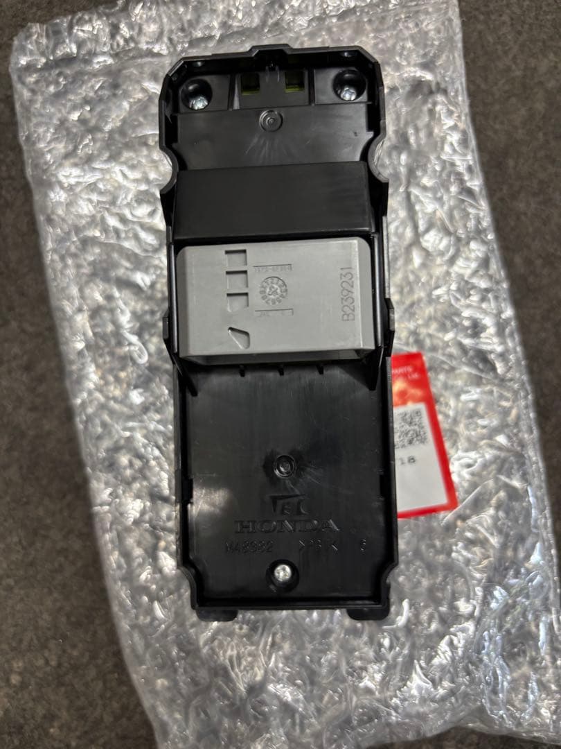 ホンダ　N-BOX JF1 パワーウィンドスイッチ 新品