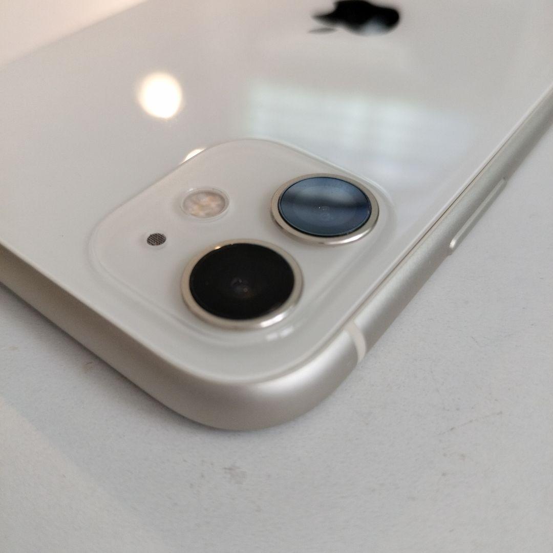 iPhone 11 ホワイト 128 GB simフリー（au）