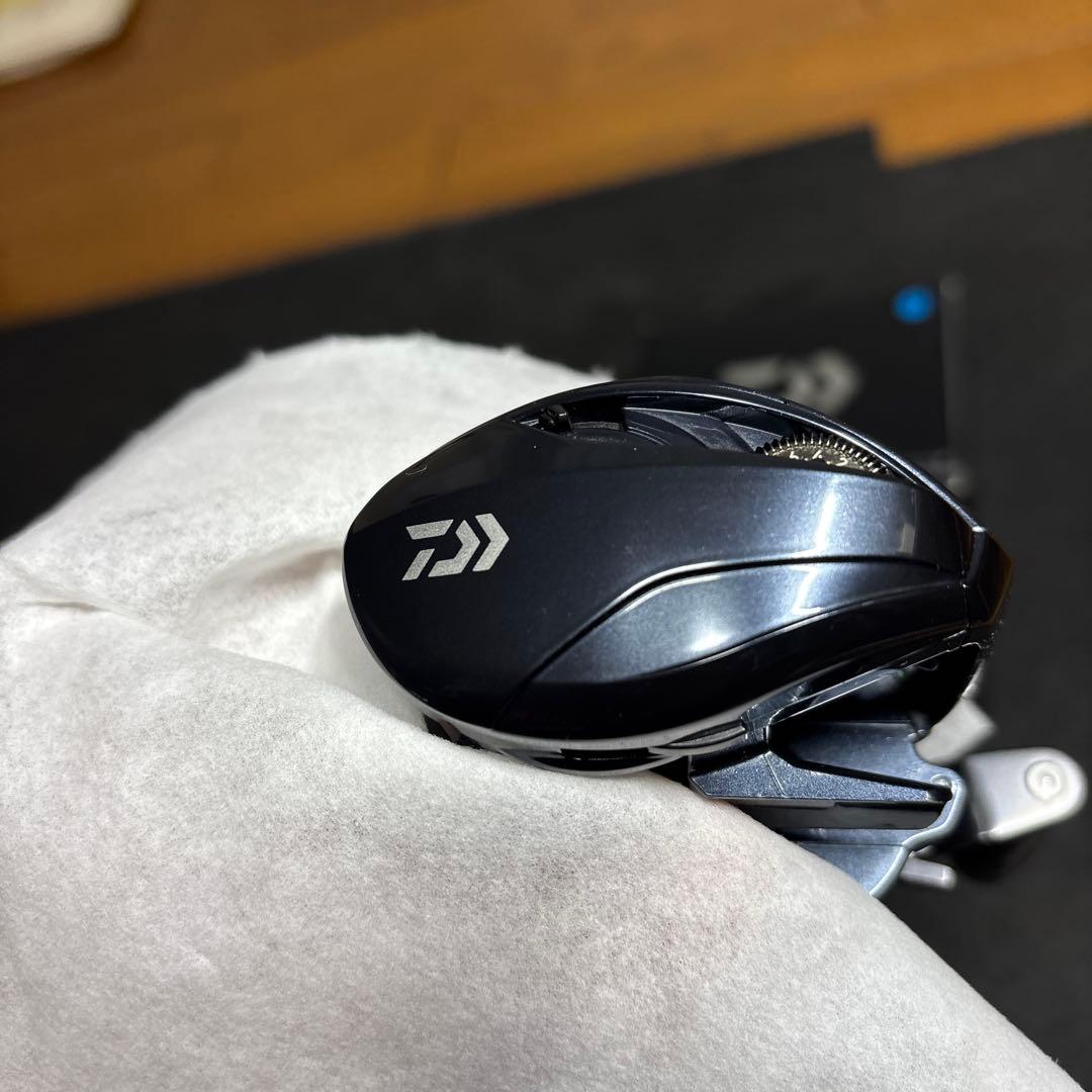 DAIWA STEEZ A TW HLC 8.1L左　イッセイスプール付