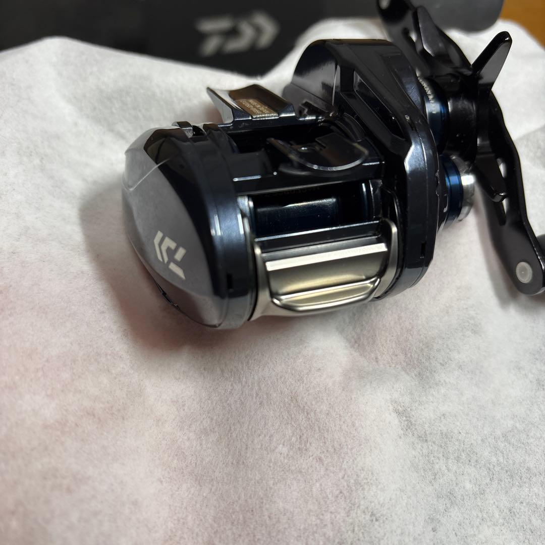 DAIWA STEEZ A TW HLC 8.1L左　イッセイスプール付