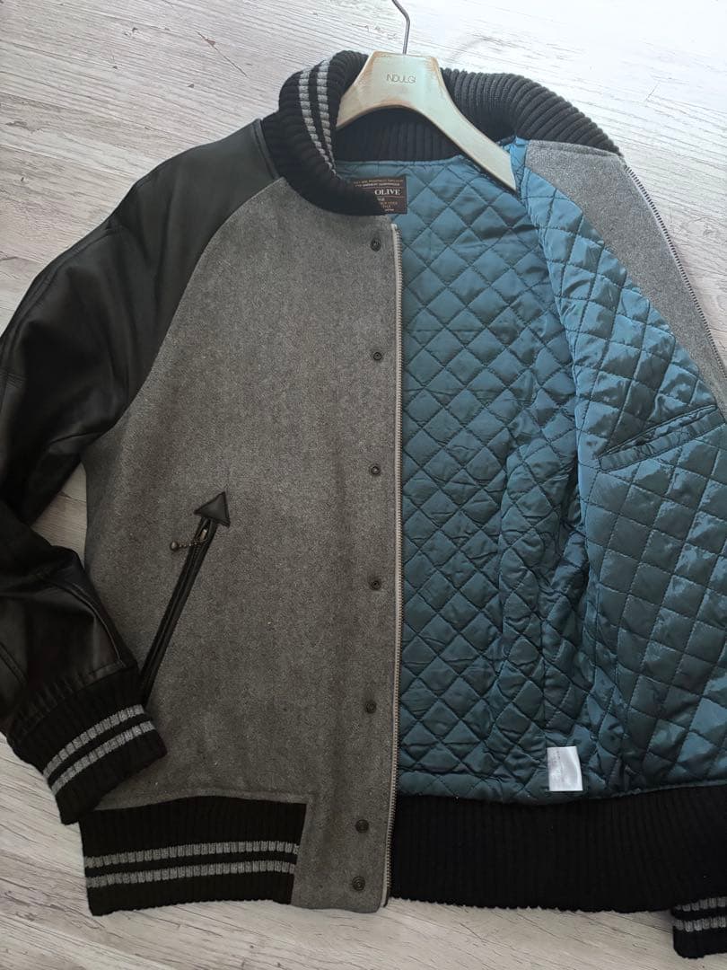 MR. OLIVE スタジャン Lサイズ 羊革　レザー　WZIP 中綿入