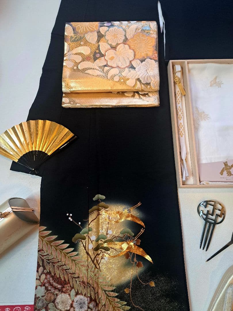 新品未使用❇️作家もの辻ケ花黒留袖　 未使用辻ケ花袋帯　５つ紋　フルセット