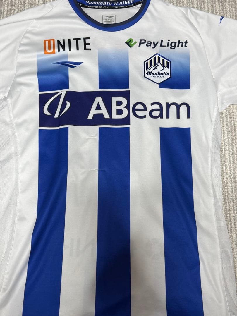 モンテディオ山形　氣田選手直筆サイン入りユニフォーム