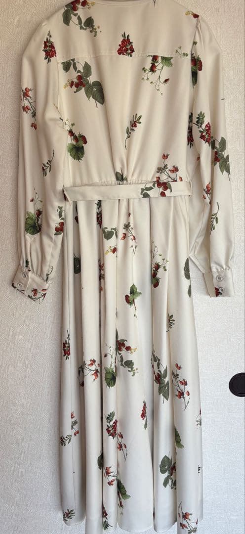 ウィルセレクション　ウィンターボタニカルリボンタイ　ワンピース ホワイト