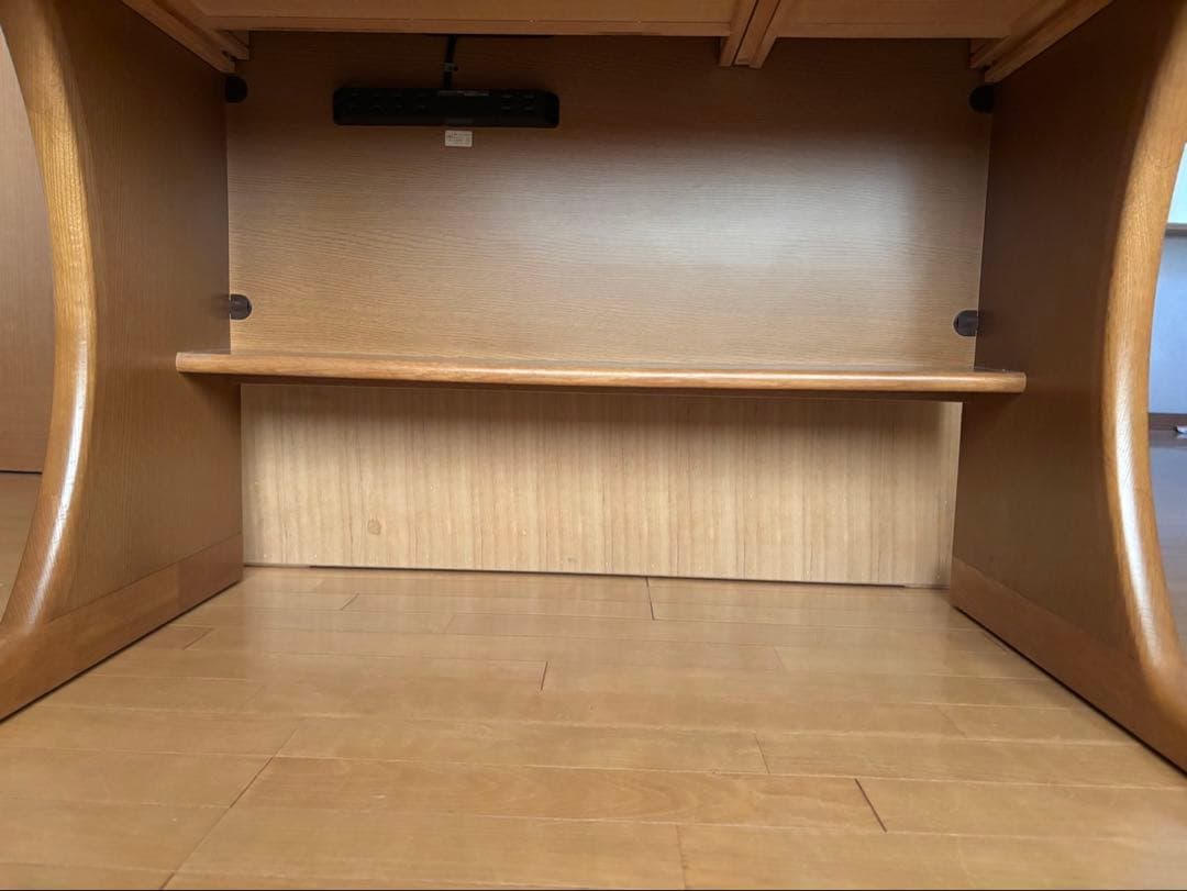 カリモク　学習机　セット販売① 机