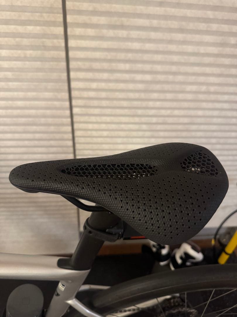 【限定値下げ】【完成車外し】Power Pro with Mirror サドル