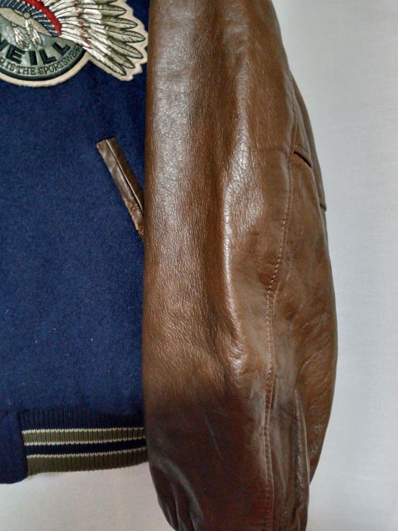 O'NEILL オニール スタジャン インディアンワッペン