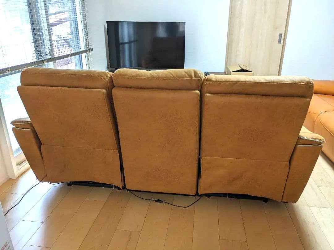 【いぬ】【直接引取−3万円】関家具 バッジオ 電動ソファ