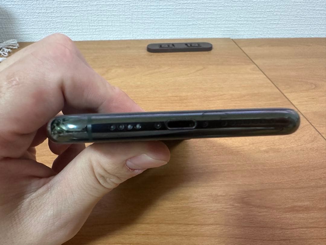 Iphone11promax 256GB 背面割れ