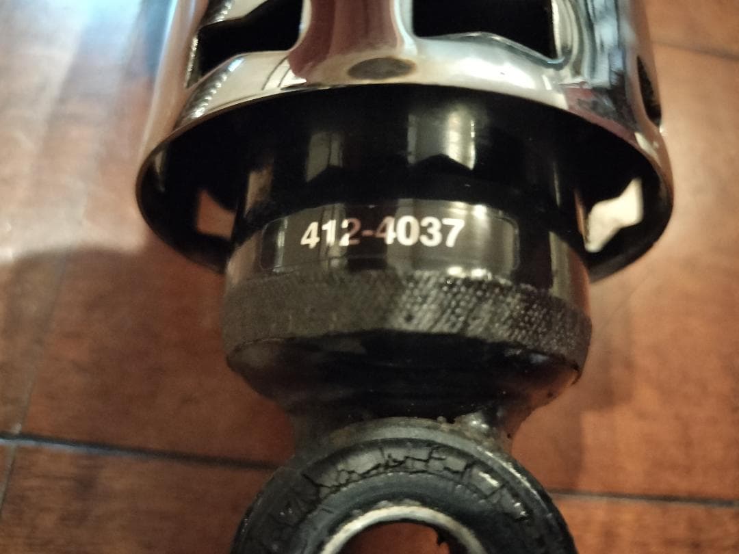 ハーレー ダイナ リアサス プログレッシブ 412-4037 ローダウン