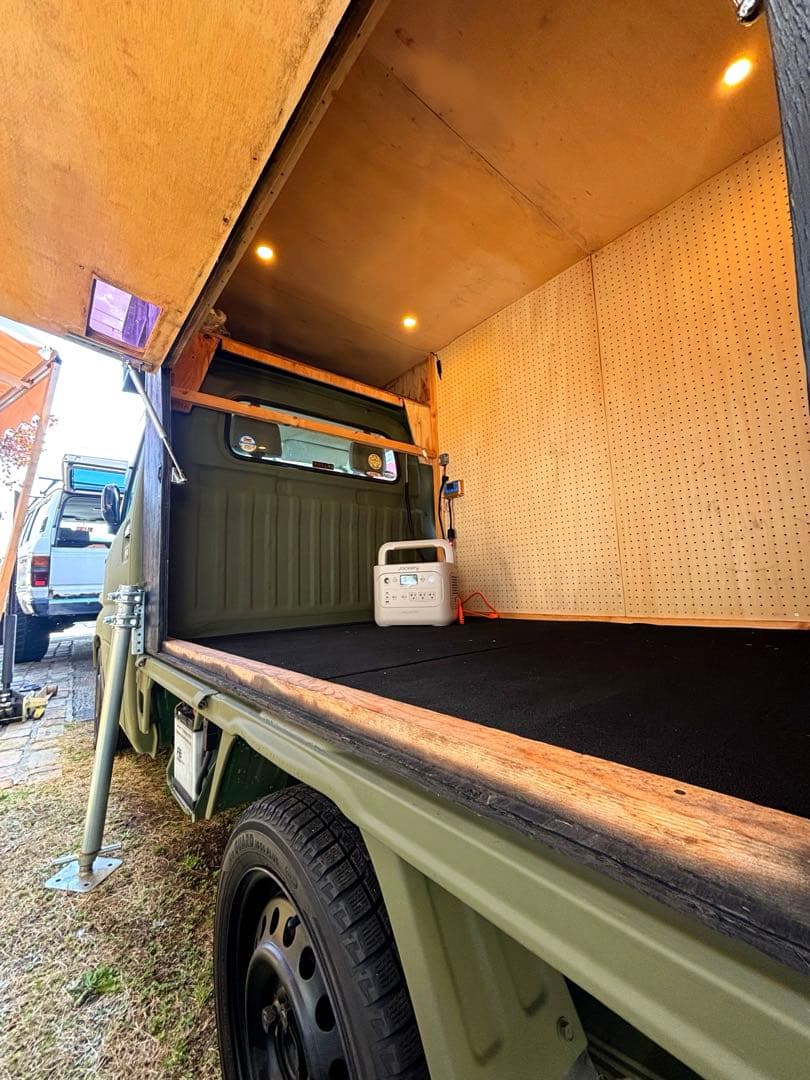 エンジンリフレッシュ済トラキャン5速マニュアル4WD移動販売車キッチンカー軽トラ