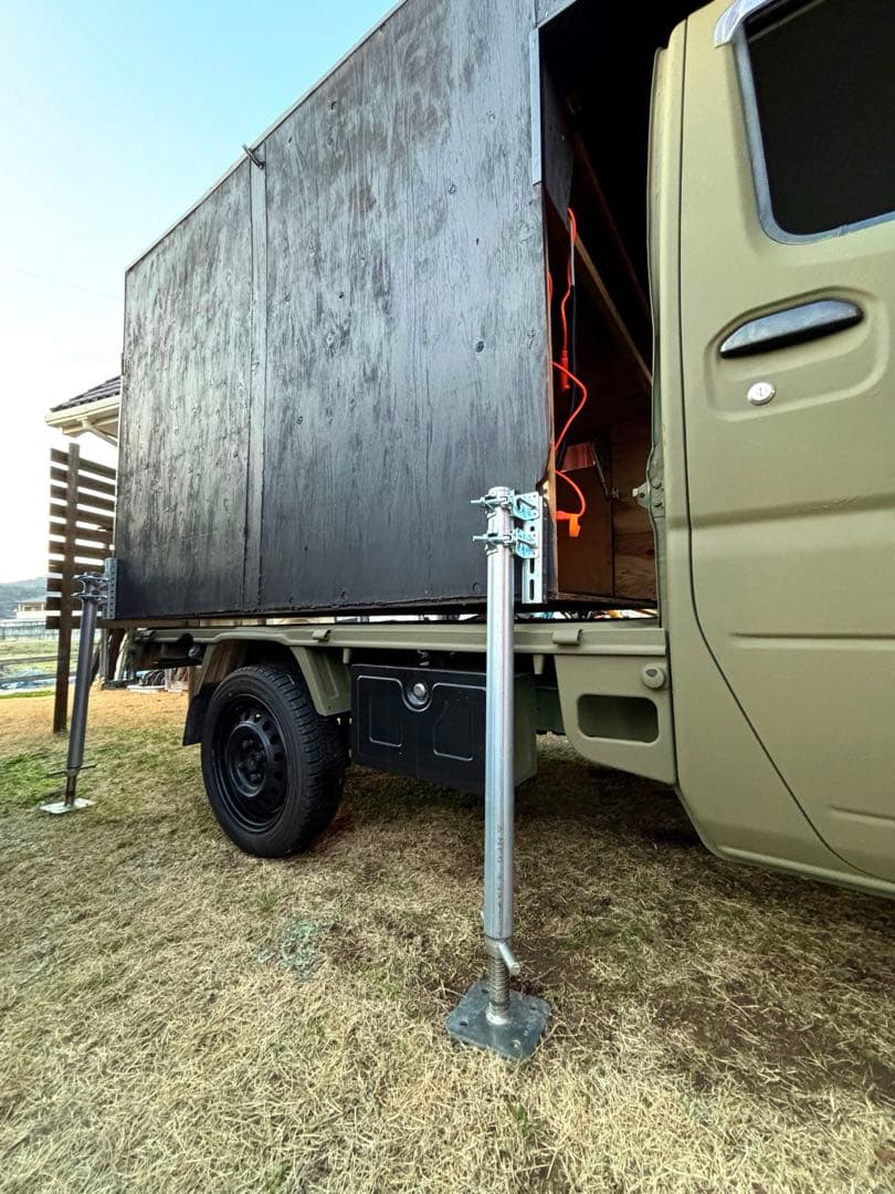 エンジンリフレッシュ済トラキャン5速マニュアル4WD移動販売車キッチンカー軽トラ