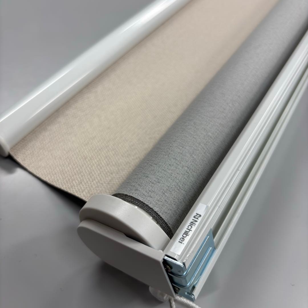 【よる】ニチベイ遮光ロールスクリーン 1720×740