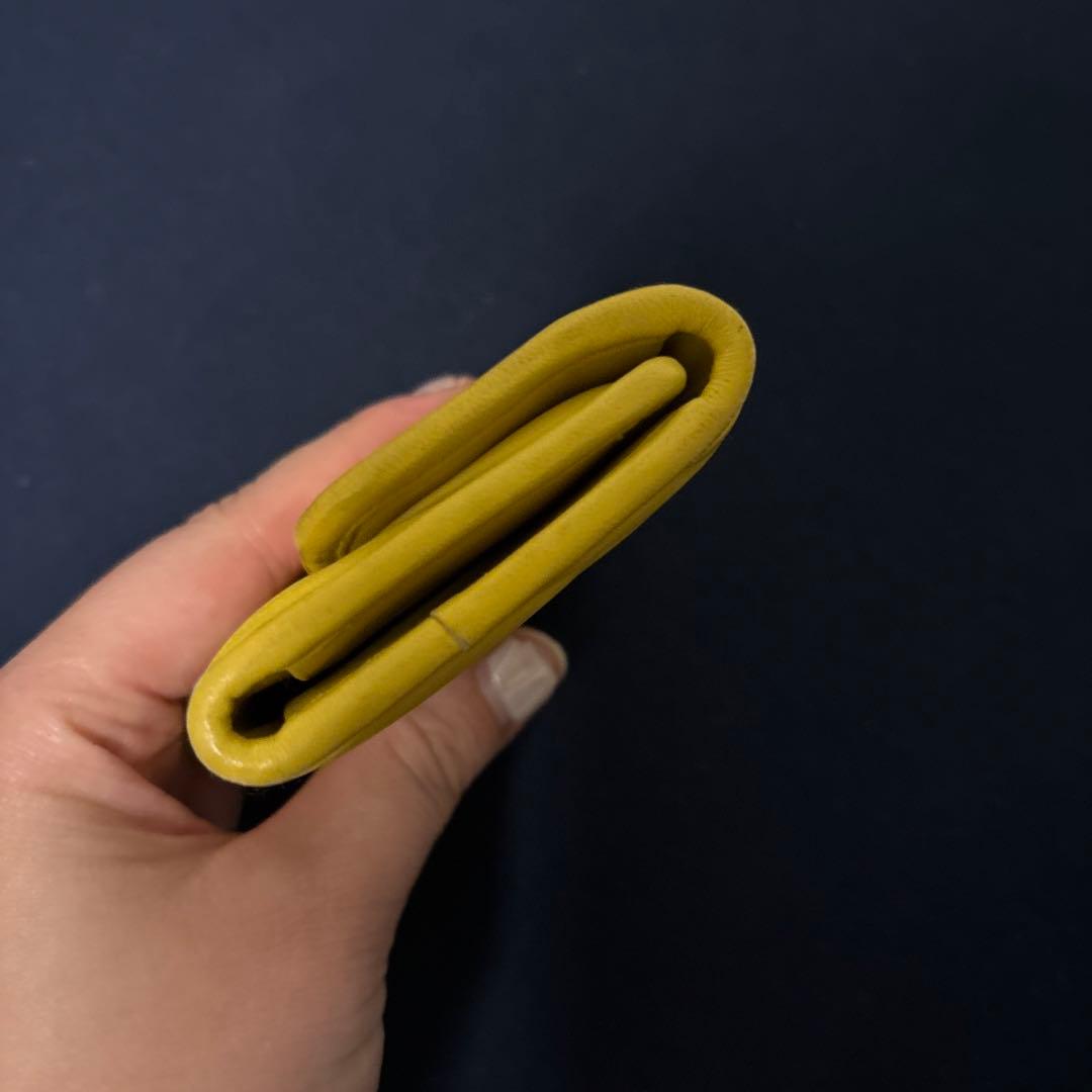 miu miu イエローレザーキーケース