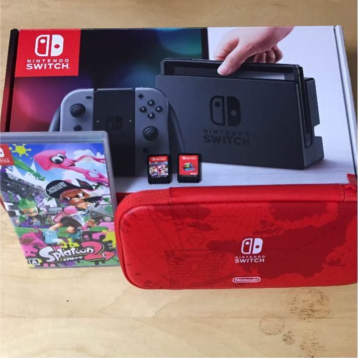 任天堂スイッチ、スプラトゥーン2、マリオカート8、マリオオデッセイ 、ケース