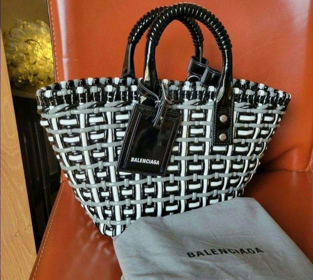 お取り置き　バレンシアガ　美品　ビストロ　バッグ　カゴバッグ　XS　2way