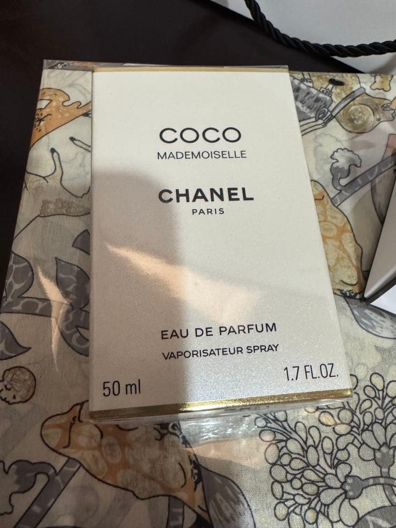 COCO Mademoiselle 香水 50ml CHANEL スカーフセット