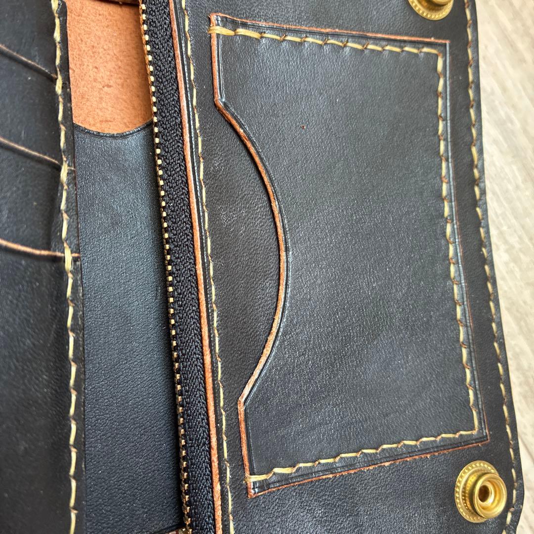 【茶芯ブラック】ミドルトラッカーウォレット　真鍮　お札を折らずに収納　タイプB