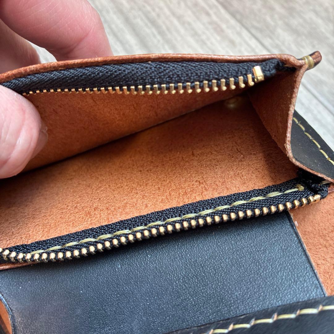 【茶芯ブラック】ミドルトラッカーウォレット　真鍮　お札を折らずに収納　タイプB