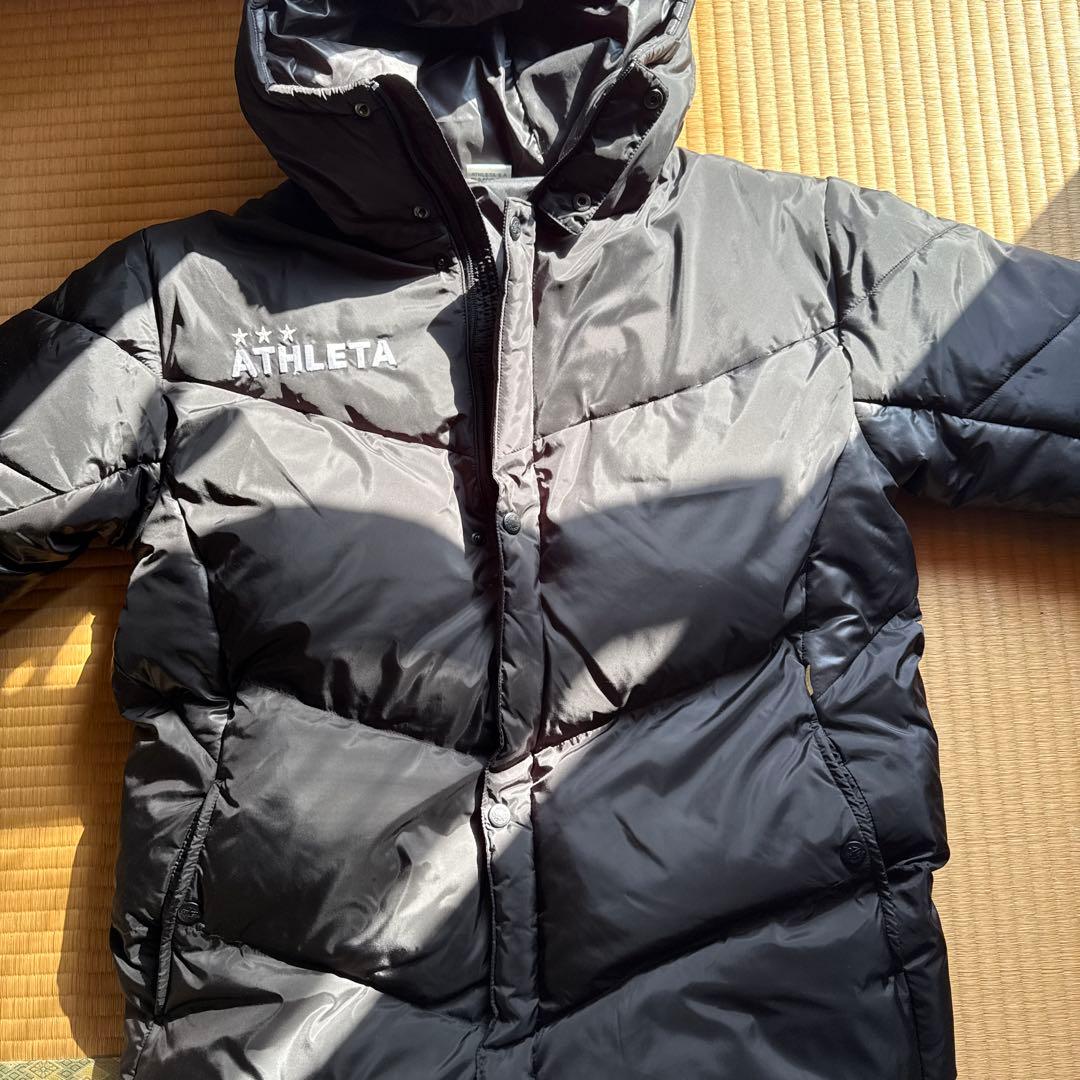 ATHLETA フード付き ブラックダウンコート