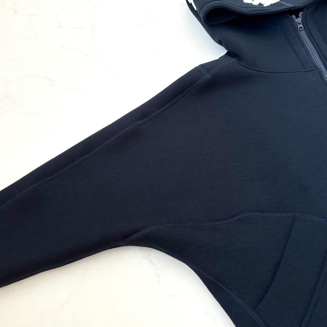 ダブルスタンダードクロージングESSENTIALダンボールロゴジップフーディー